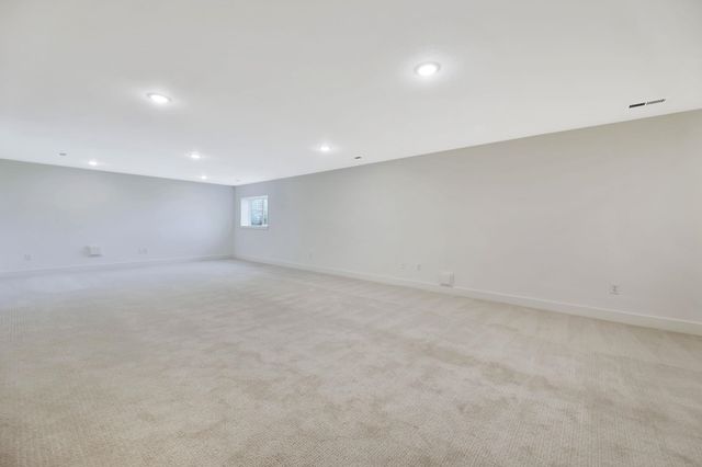 2710 N Bracken St, Wichita, KS 67226