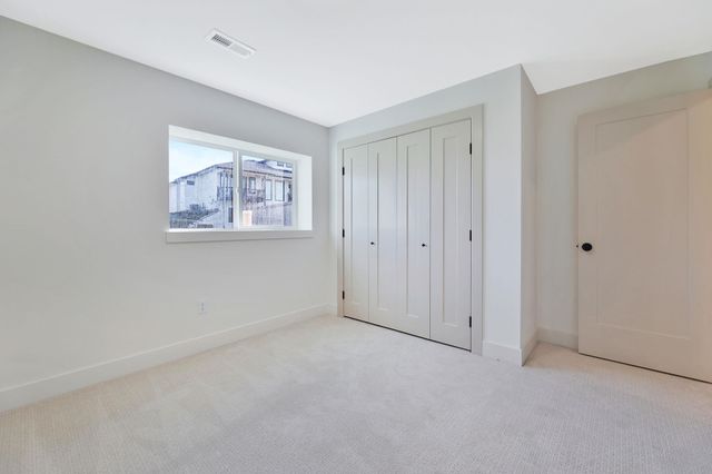 2710 N Bracken St, Wichita, KS 67226