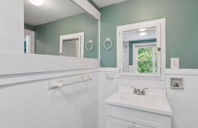 1580 E Weber Road, Columbus, OH 43211