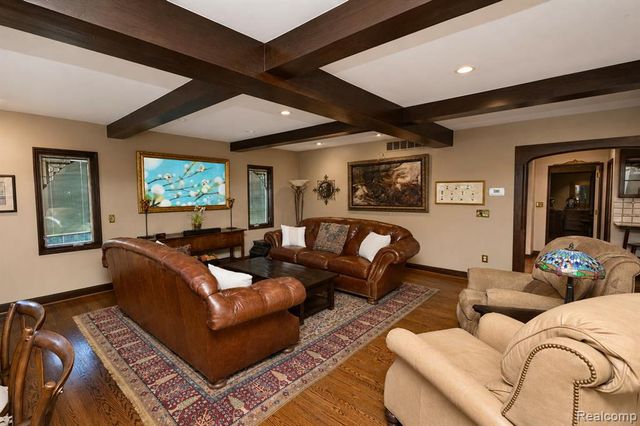 680 Wimbleton Drive, Birmingham, MI 48009