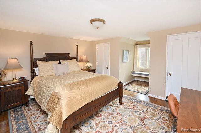 680 Wimbleton Drive, Birmingham, MI 48009