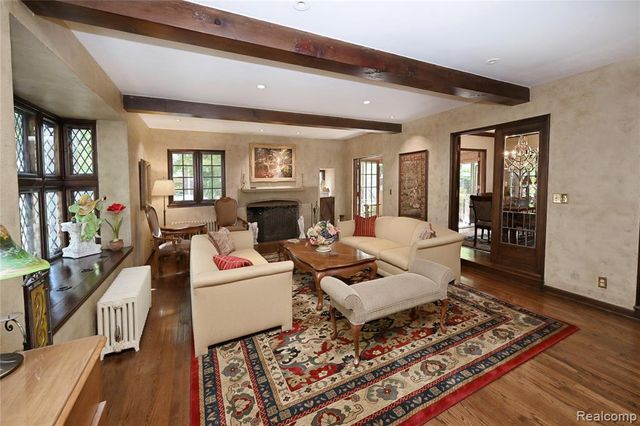 680 Wimbleton Drive, Birmingham, MI 48009