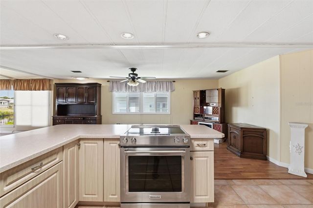 118 MARTINIQUE ROAD, North Port, FL 34287