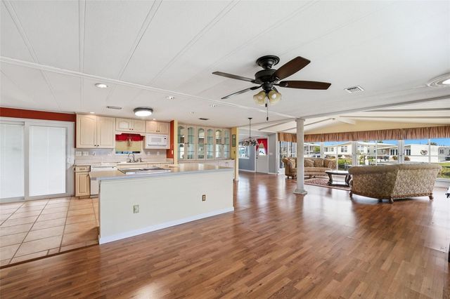 118 MARTINIQUE ROAD, North Port, FL 34287