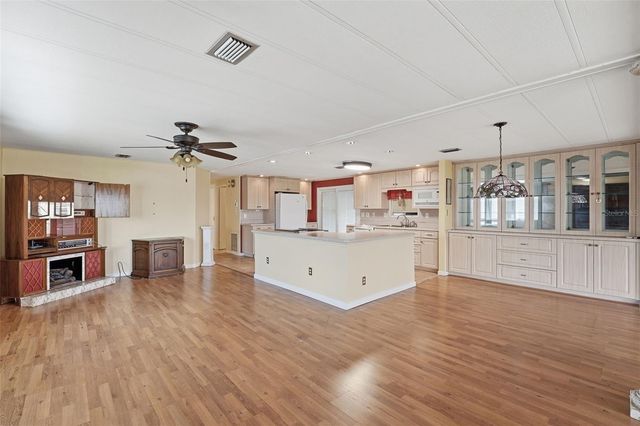 118 MARTINIQUE ROAD, North Port, FL 34287