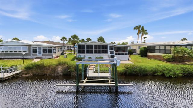 118 MARTINIQUE ROAD, North Port, FL 34287