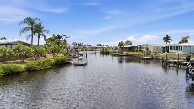 118 MARTINIQUE ROAD, North Port, FL 34287