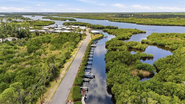 118 MARTINIQUE ROAD, North Port, FL 34287