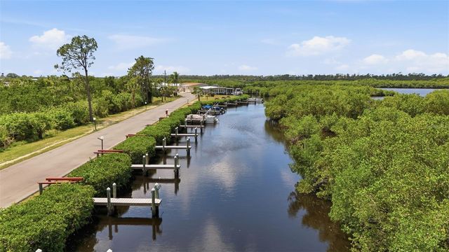 118 MARTINIQUE ROAD, North Port, FL 34287