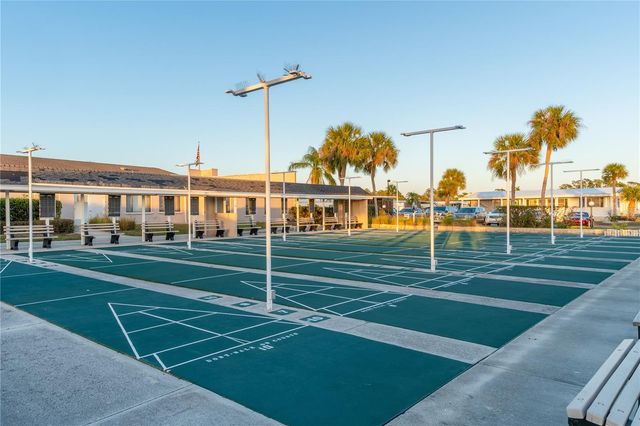 118 MARTINIQUE ROAD, North Port, FL 34287