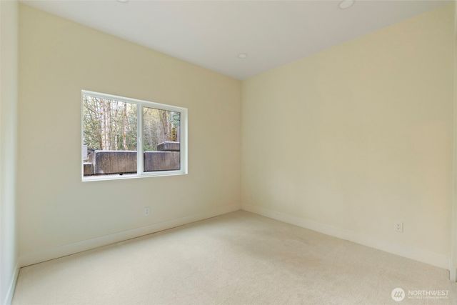 24257 SE 26th Place, Sammamish, WA 98075