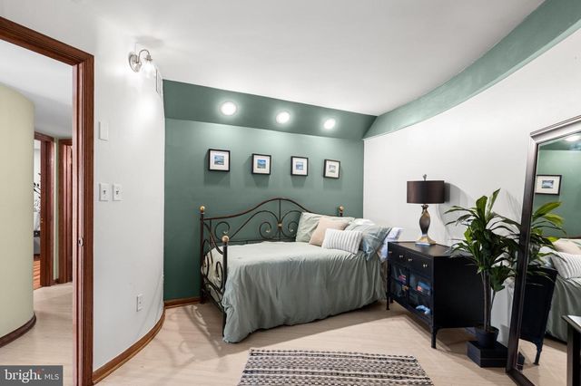 10803 CREST HILL RD, Marshall, VA 20115