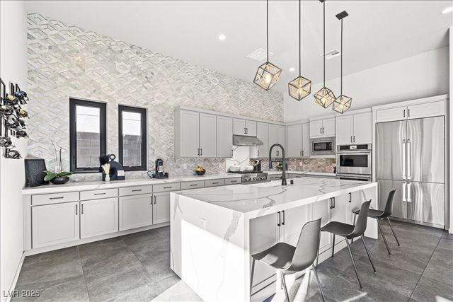 5231 Iron River Court, Las Vegas, NV 89135