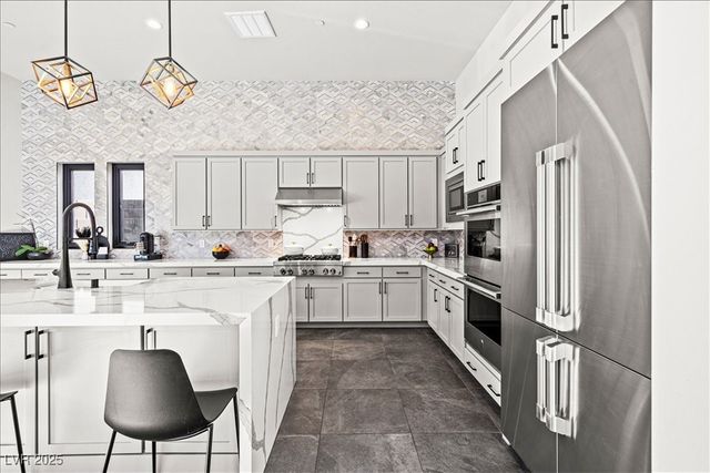 5231 Iron River Court, Las Vegas, NV 89135