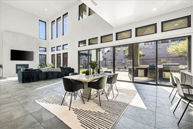 5231 Iron River Court, Las Vegas, NV 89135