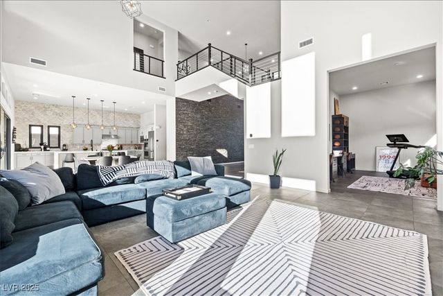 5231 Iron River Court, Las Vegas, NV 89135