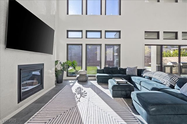 5231 Iron River Court, Las Vegas, NV 89135