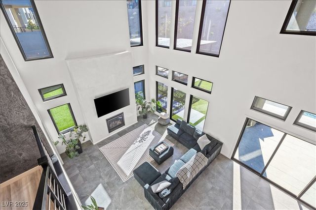 5231 Iron River Court, Las Vegas, NV 89135