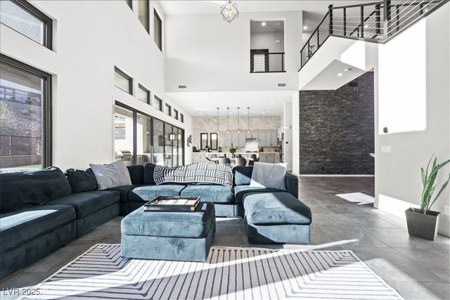 5231 Iron River Court, Las Vegas, NV 89135