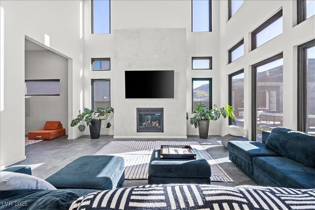 5231 Iron River Court, Las Vegas, NV 89135