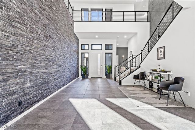 5231 Iron River Court, Las Vegas, NV 89135