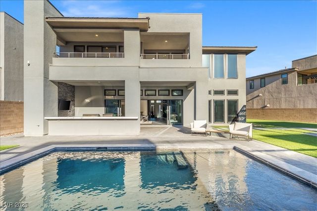 5231 Iron River Court, Las Vegas, NV 89135