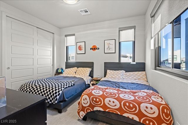 5231 Iron River Court, Las Vegas, NV 89135