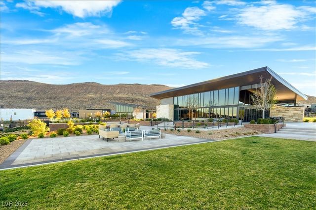 5231 Iron River Court, Las Vegas, NV 89135