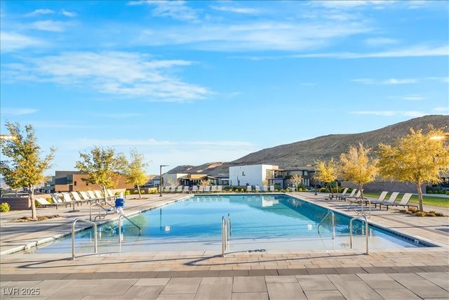 5231 Iron River Court, Las Vegas, NV 89135