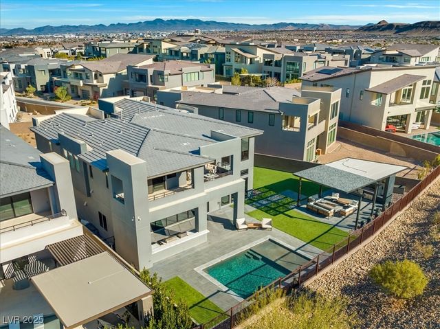 5231 Iron River Court, Las Vegas, NV 89135