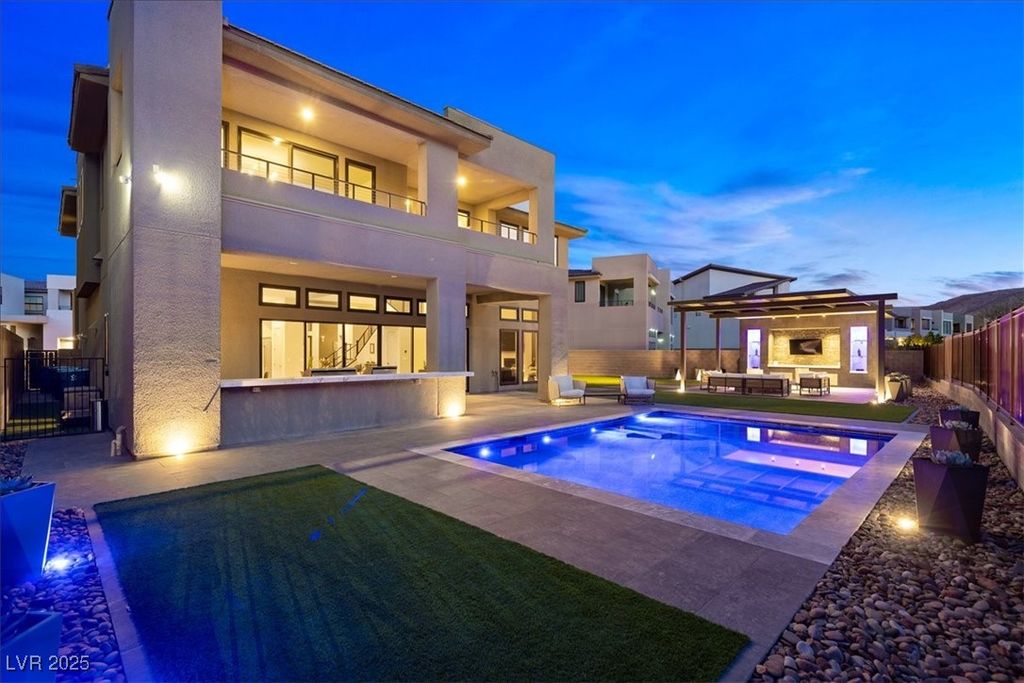 5231 Iron River Court, Las Vegas, NV 89135