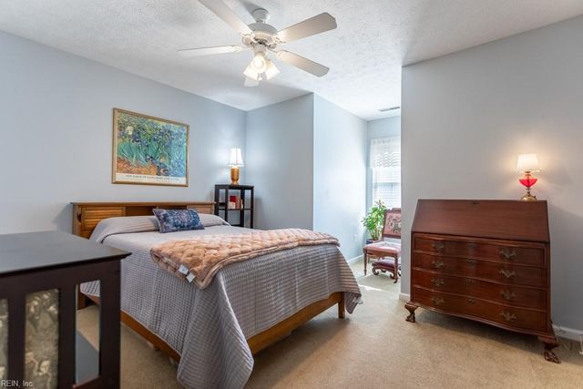 3 Creekmere CV, Newport News, VA 23603