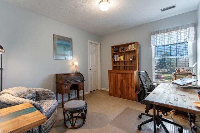 3 Creekmere CV, Newport News, VA 23603