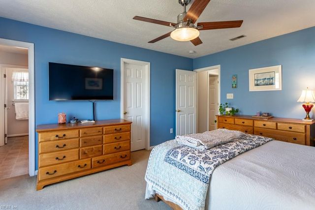 3 Creekmere CV, Newport News, VA 23603