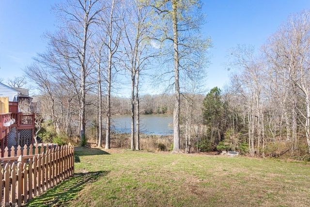 3 Creekmere CV, Newport News, VA 23603