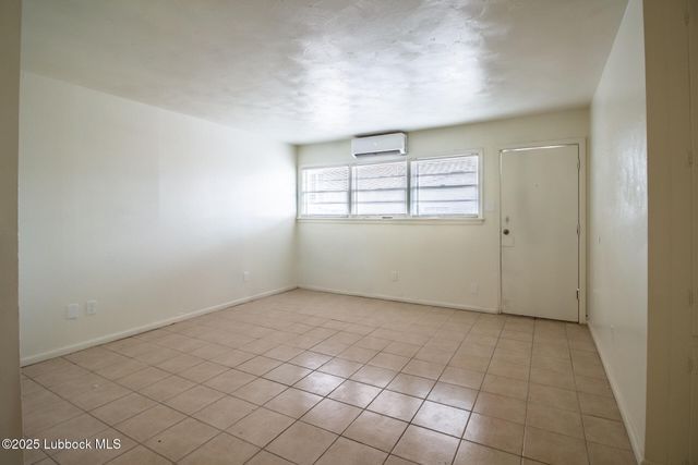 1610 45th Street, Lubbock, TX 79412