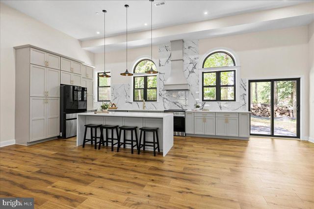 16708 CASHELL RD, Rockville, MD 20853