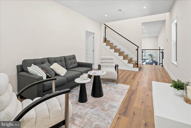 16708 CASHELL RD, Rockville, MD 20853