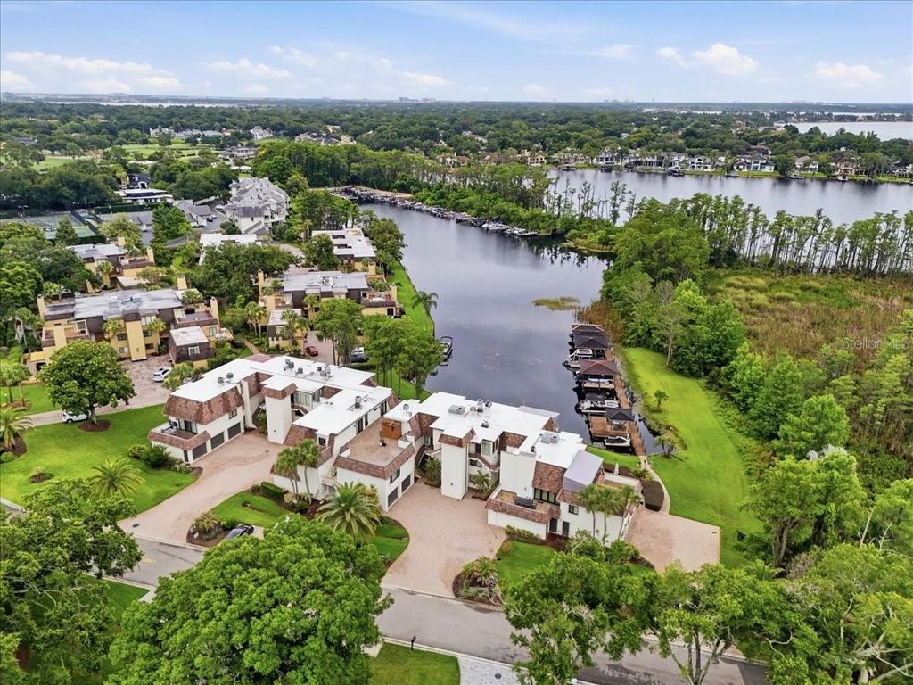 Image 28 of property listing at 8984 HOUSTON PLACE 103, Orlando, FL 32819