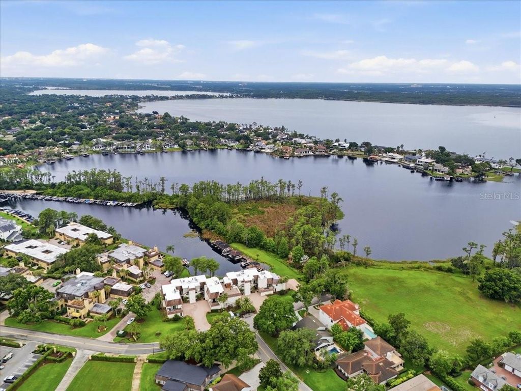 Image 30 of property listing at 8984 HOUSTON PLACE 103, Orlando, FL 32819