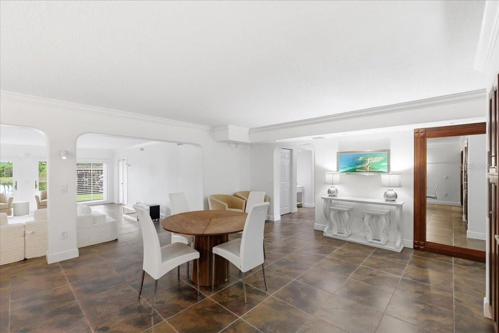 Image 6 of property listing at 8984 HOUSTON PLACE 103, Orlando, FL 32819