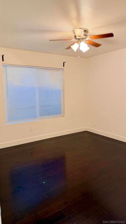 Image 11 of property listing at 10559 Caminito Westchester, San Diego, CA 92126