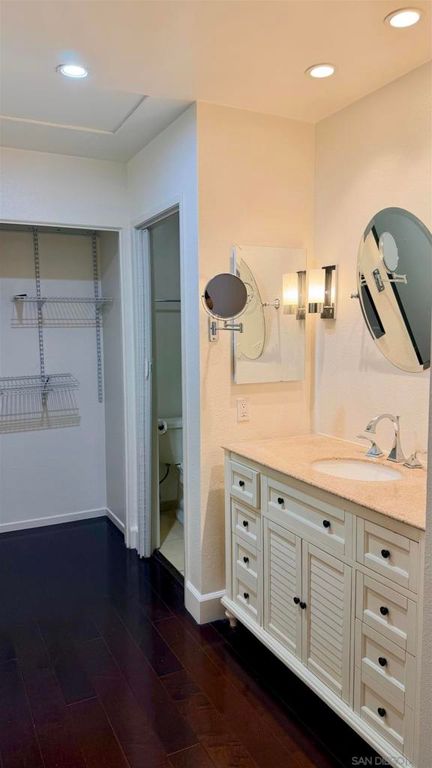 Image 7 of property listing at 10559 Caminito Westchester, San Diego, CA 92126