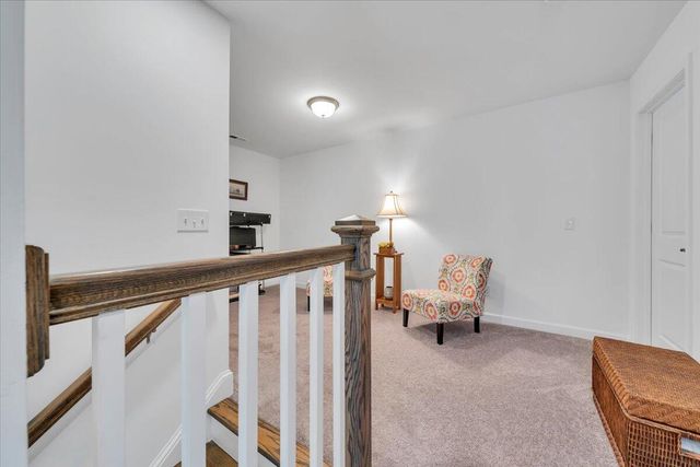 2141 Kings Walk DR NE, Roanoke, VA 24012