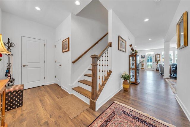 2141 Kings Walk DR NE, Roanoke, VA 24012