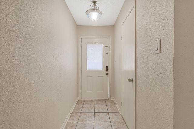 12823 Sandy Hook Drive, Houston, TX 77089