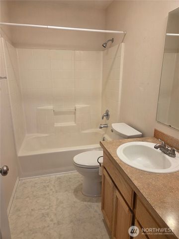 1043 Nootka Drive, Fox Island, WA 98333