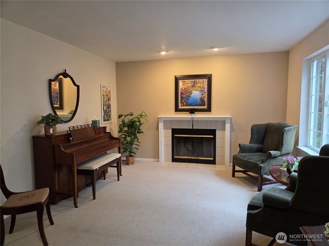 1043 Nootka Drive, Fox Island, WA 98333