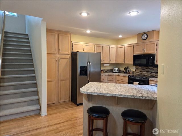 1043 Nootka Drive, Fox Island, WA 98333