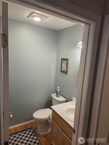 1043 Nootka Drive, Fox Island, WA 98333